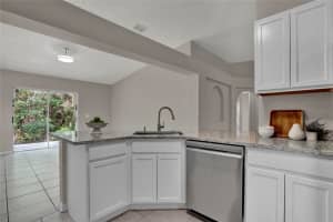 13860 ECON WOODS LN, ORLANDO, FL 32826 Sold 10/18/22