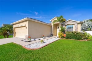 325 Majestic Gardens Dr, Winter Haven, FL 33880, Sold 10/12/22