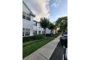 143 SOUTHERN PECAN CIR #103, WINTER GARDEN, FL 34787 Sold 12/12/22