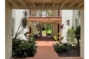 522 ORANGE DR #30, ALTAMONTE SPRINGS, FL 32701 Sold 12/05/22