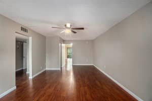 305 30TH AVE W #A206, BRADENTON, FL 34205 Sold 06/28/23