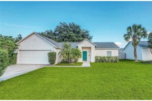 807 Cloyd Dairy Loop, Orlando, FL 32825, Sold 12/01/22