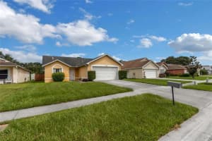 1938 SARAH LOUISE DR, BRANDON, FL 33510 Sold 01/24/23