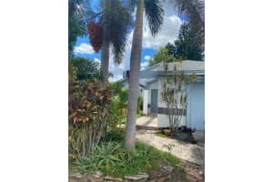 11512 DARLINGTON DR, ORLANDO, FL 32837 Sold 09/23/22
