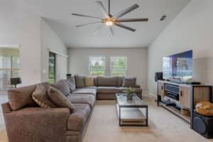 1423 CHELSEA MANOR CIR, DELAND, FL 32724 Sold 10/07/22