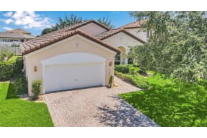 327 VILLA SORRENTO CIR, HAINES CITY, FL 33844 Sold 02/08/23