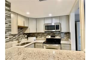 904 LAKE DESTINY RD #A, ALTAMONTE SPRINGS, FL 32714 Sold 01/10/23