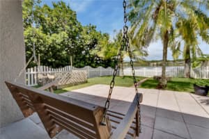 4888 WATERSIDE POINTE CIR, ORLANDO, FL 32829 Sold 02/23/23