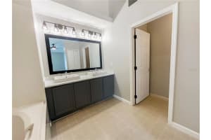15734 BAY VISTA DR, CLERMONT, FL 34714 Sold 10/18/22