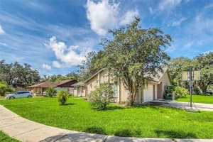 3512 PREMIER DR, CASSELBERRY, FL 32707 Sold 10/07/22