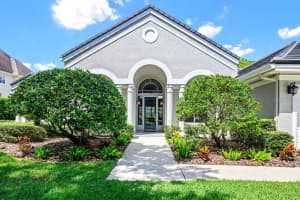 2136 CAIRNS CT, ORLANDO, FL 32835 Sold 09/30/22