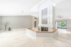 2204 FAIRGLENN WAY, WINTER PARK, FL 32792 Sold 10/03/22