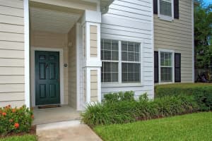 200 SOUTHERN PECAN CIR #105, WINTER GARDEN, FL 34787 Sold 10/11/22
