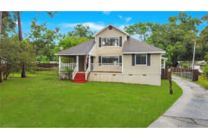 1551 APOPKA BLVD, APOPKA, FL 32703 Sold 10/20/22