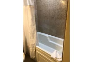 13427 BLUE HERON BEACH DR #602, ORLANDO, FL 32821 Sold 01/25/23