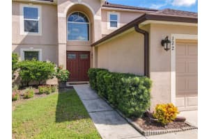122 CARMEL BAY DR, SANFORD, FL 32771 Sold 12/15/22