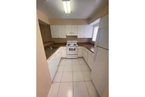164 SCOTTSDALE SQ #164, WINTER PARK, FL 32792 Sold 12/30/22