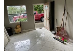 1244 LAKECREST DR, APOPKA, FL 32703 Sold 05/09/23