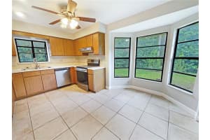 649 ROSEMERE CIR, ORLANDO, FL 32835 Sold 01/13/23