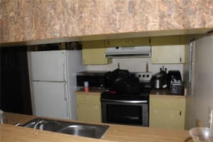302 BIRCH WAY #302, HAINES CITY, FL 33844 Sold 11/22/22