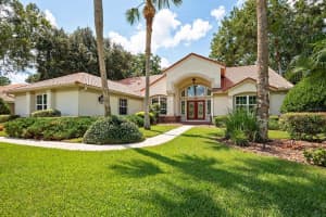 5002 SHORELINE CIR, SANFORD, FL 32771 Sold 12/30/22