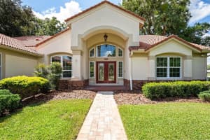 5002 SHORELINE CIR, SANFORD, FL 32771 Sold 12/30/22