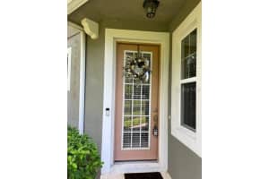 2293 BROOKRIDGE TRL, SANFORD, FL 32773 Sold 09/27/22