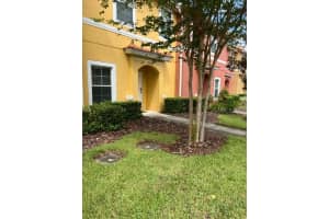 3084 YELLOW LANTANA LN, KISSIMMEE, FL 34747 Sold 03/03/23
