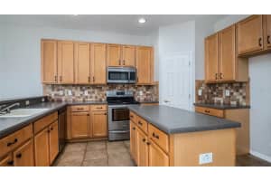 11219 CREEK HAVEN DR, RIVERVIEW, FL 33569 Sold 03/24/23