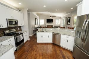 7918 COURTLEIGH DR, ORLANDO, FL 32835 Sold 10/25/22