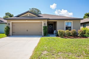2368 BEXLEY DR, TAVARES, FL 32778 Sold 11/14/22