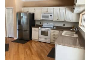 853 LULLWATER DR, OVIEDO, FL 32765 Sold 12/06/22