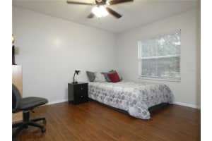 327 HIDDEN LAKE DR, SANFORD, FL 32773 Sold 09/26/22