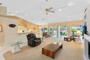 6710 BAY SHORE DR, SAINT CLOUD, FL 34771 Sold 11/30/22
