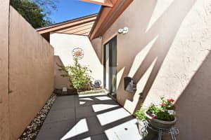 2338 SUN VALLEY CIR #2338, WINTER PARK, FL 32792 Sold 10/12/22