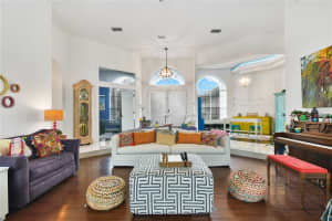 8040 COURTLEIGH DR, ORLANDO, FL 32835 Sold 11/15/22