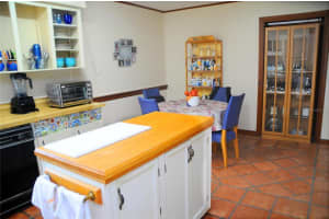2120 SPICE AVE, ORLANDO, FL 32837 Sold 01/09/23