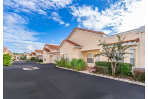 899 DAVID WALKER DR #D-8, TAVARES, FL 32778 Sold 02/21/23