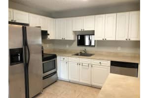 448 BANYON TREE CIR #102, MAITLAND, FL 32751 Sold 10/06/22