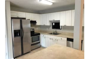 448 BANYON TREE CIR #102, MAITLAND, FL 32751 Sold 10/06/22