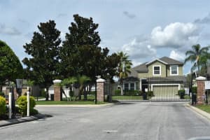 2766 CURPIN LN, ORLANDO, FL 32825 Sold 12/13/22