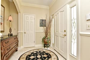 2402 SWEETWATER COUNTRY CLUB DR, APOPKA, FL 32712 Sold 11/18/22