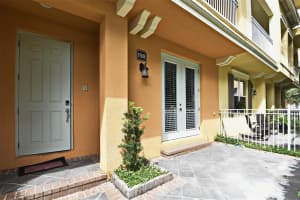 1508 LAKE GEORGE DR #D, LAKE MARY, FL 32746 Sold 12/08/22