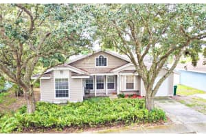 1724 DORSET DR, MOUNT DORA, FL 32757 Sold 11/28/22