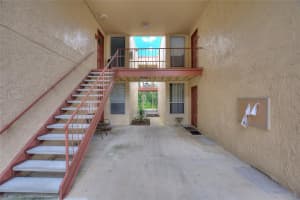 538 ORANGE DR #14, ALTAMONTE SPRINGS, FL 32701 Sold 12/15/22