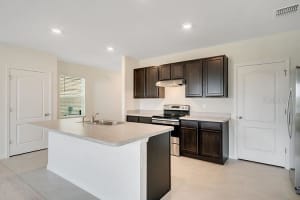 2601 ROWAN ST, TAVARES, FL 32778 Sold 04/24/23