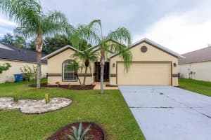 643 LAKE CHARLES DR, DAVENPORT, FL 33837 Sold 03/29/23
