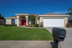 5619 FISCHER DR, LAKELAND, FL 33812 Sold 05/26/23