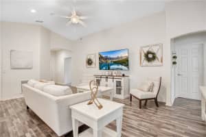 498 PENTAS LN, HAINES CITY, FL 33844 Sold 10/21/22