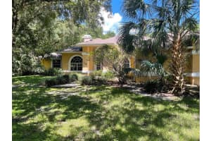 135 RIVER OAKS CIR, SANFORD, FL 32771 Sold 10/18/22
